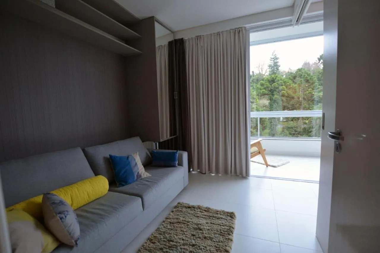Apartament Gaudi Loft Design 06 Campos do Jordão